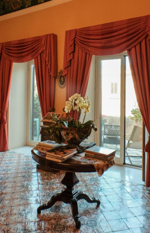 Donna Guia Suite Palermo Luaran gambar