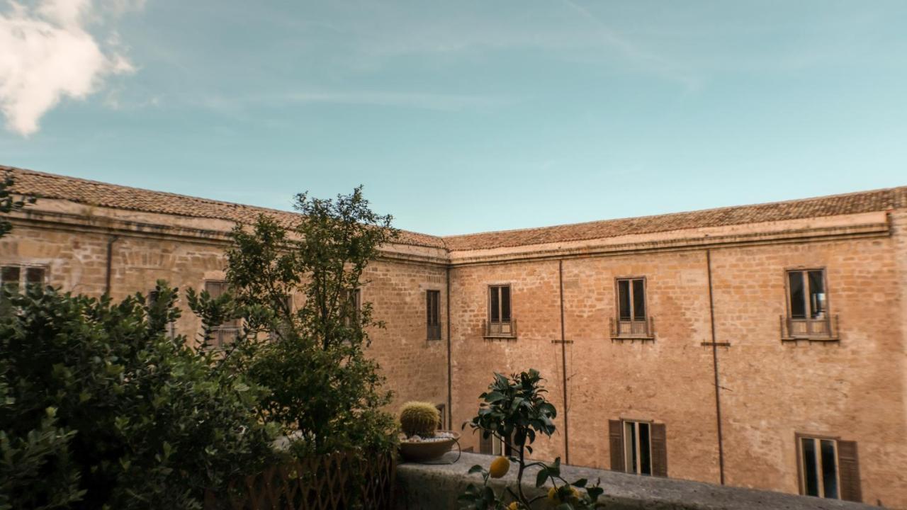 Donna Guia Suite Palermo Luaran gambar
