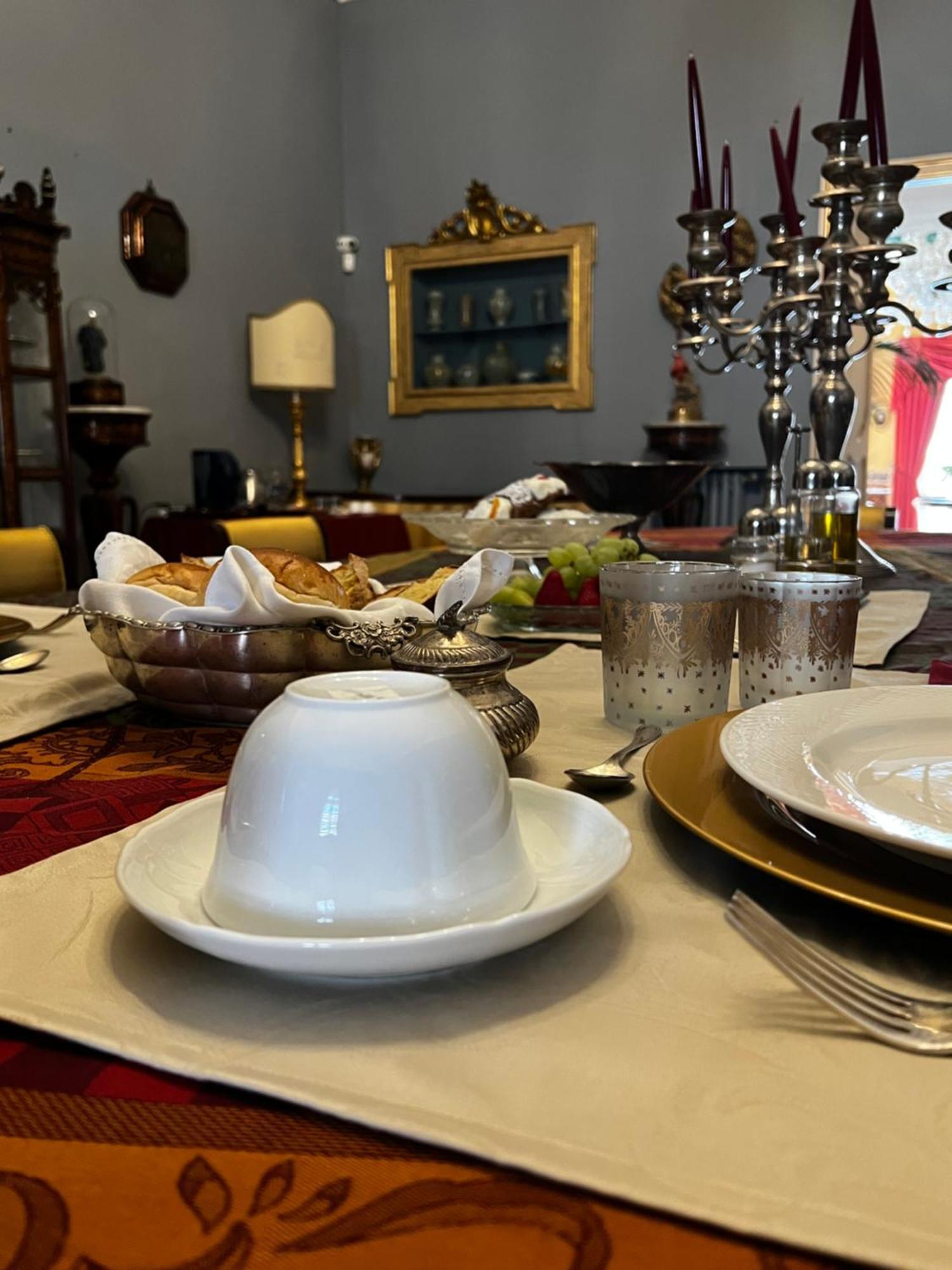 Donna Guia Suite Palermo Luaran gambar