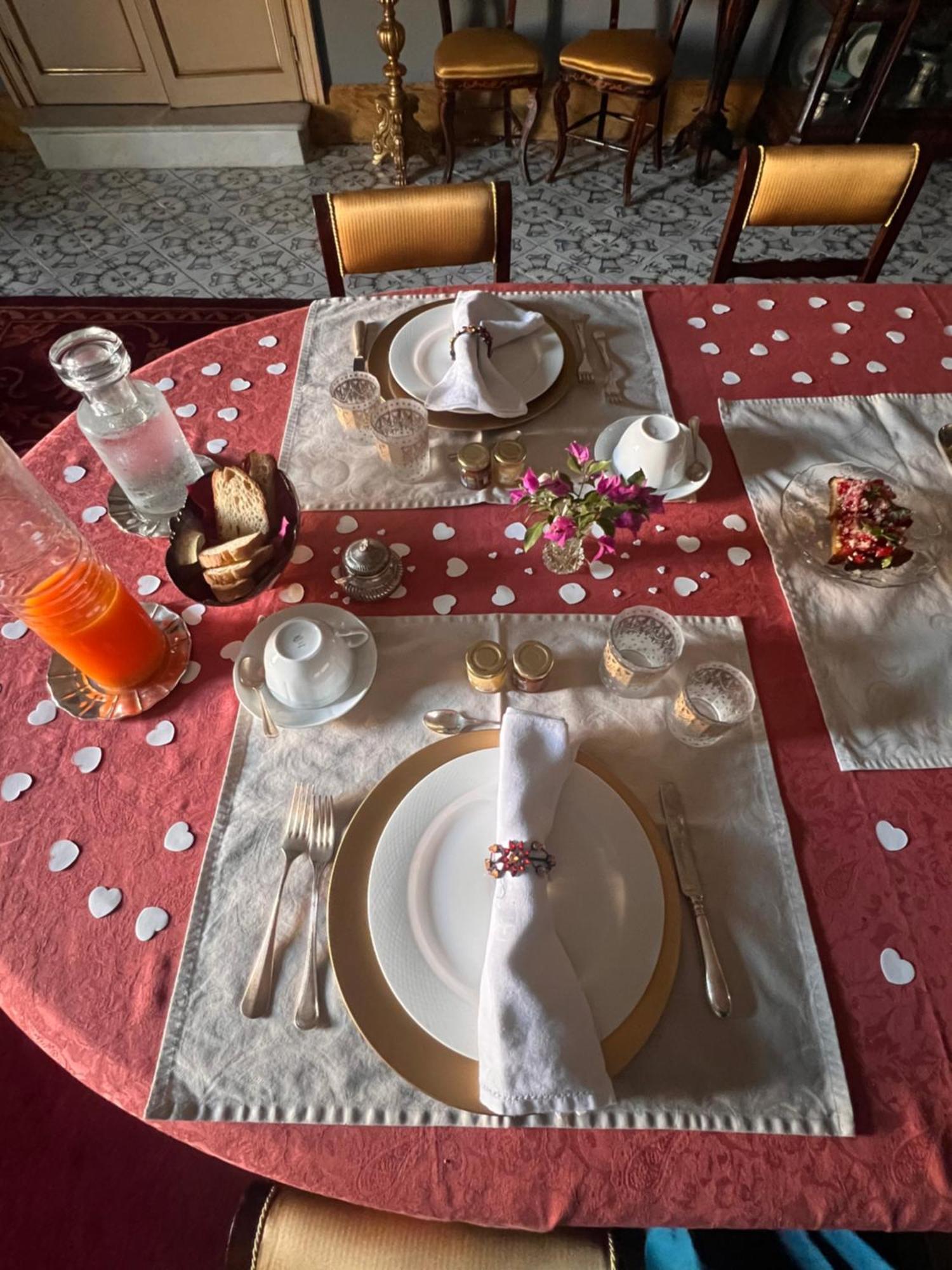 Donna Guia Suite Palermo Luaran gambar