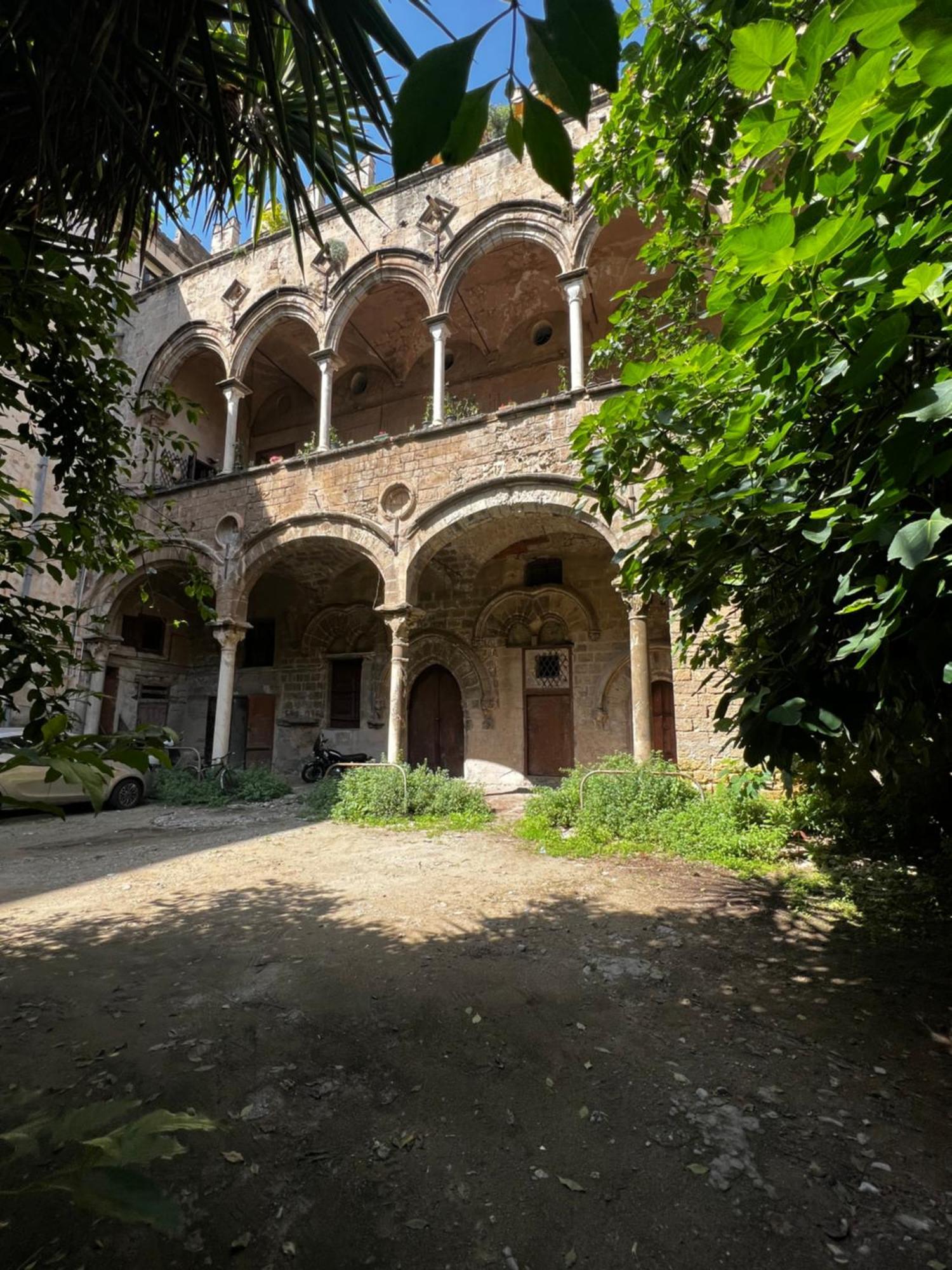 Donna Guia Suite Palermo Luaran gambar